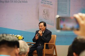  Thạc sĩ, bác sĩ Đoàn Nhật Trung giới thiệu sách "Hơi thở ban sơ: Quà quý trời ban”