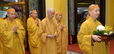 [Video] Lễ nhập kim quan Trưởng lão Hòa thượng Thích Trí Tịnh, Đức Pháp chủ GHPGVN quang lâm viếng tang