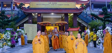 [Video] Lễ truy niệm, phụng tống kim quan Hòa thượng Thích Thiện Tánh rời TP.HCM trở về quê nhà