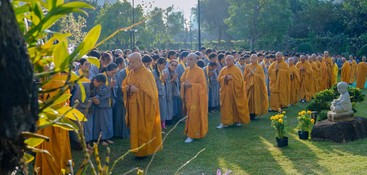 [Video] Lễ vía Đức Phật Di Đà tại chùa Huê Nghiêm - khởi đầu mùa tu Gia hạnh Phổ Hiền năm Ất Tỵ