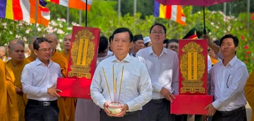 [Video] Thiêng liêng Lễ tưởng niệm các anh hùng liệt sĩ ở Học viện Phật giáo VN tại TP.HCM