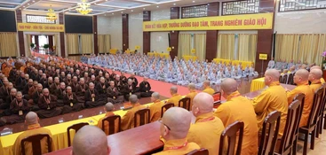 [Video] Hơn 400 giới tử Đại giới đàn Thanh Kiểm dự kỳ tuyển Phật trường tại Việt Nam Quốc Tự