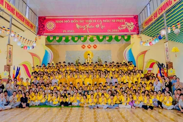 Khóa sinh tham dự khóa sinh hoạt Phật pháp mùa hè “Ươm mầm tuệ giác” lần 3 tại chùa Thiền Kim