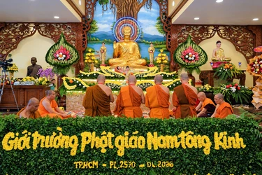 Nghi thức truyền giới biệt truyền Phật giáo Nam tông Kinh tại giới trường chùa Bửu Quang - Ảnh: Nguyện Truyền/BGN