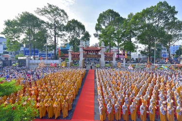 Dấu ấn Đại lễ Phật đản tại Việt Nam Quốc Tự - Ảnh: Quảng Đạo/BGN