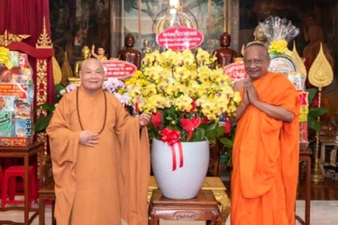 Trưởng lão Hòa thượng Thích Thiện Nhơn chúc Tết đến chư Tăng, đồng bào Khmer tại TP.HCM