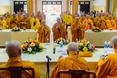 Chư tôn đức Ban Trị sự GHPGVN tỉnh Gia Lai khánh tuế chư tôn giáo phẩm chứng minh 