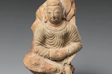 Tượng Phật được phát hiện ở Khotan, niên đại thế kỷ VI-VII