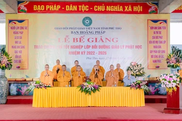 Niệm Phật cầu gia hộ