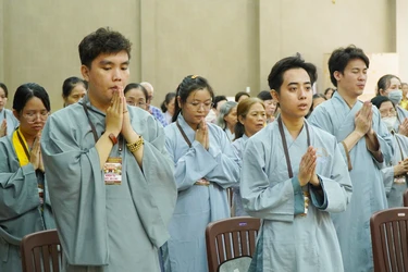 Ngày an lạc với chủ đề "Người trí biết báo ơn và đền ơn"