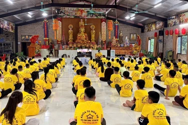 Thời khóa tụng kinh trong khóa tu mùa hè năm 2026 tại chùa Tằng Lương