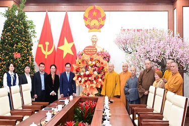 Ban Trị sự GHPGVN TP.Hải Phòng chúc Tết lãnh đạo UBND thành phố