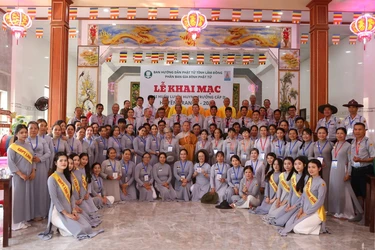 Lưu niệm tại lễ khai mạc