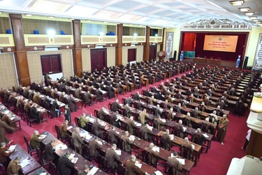 Thí sinh nghiêm túc làm bài thi