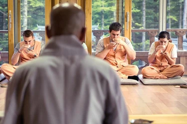 Đức Phật đã dạy: “Biết đủ là của cải lớn nhất”