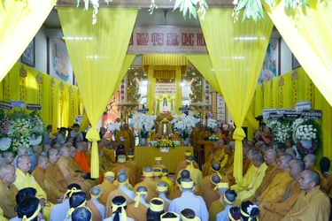 Quang cảnh Lễ truy niệm Hòa thượng Thích Phước Lợi tại chùa Từ Quang
