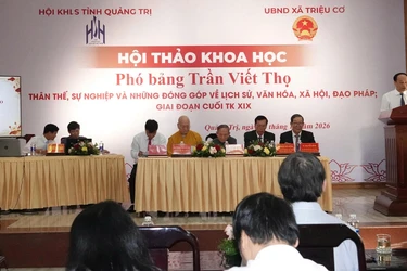 Đoàn Chủ tọa Hội thảo