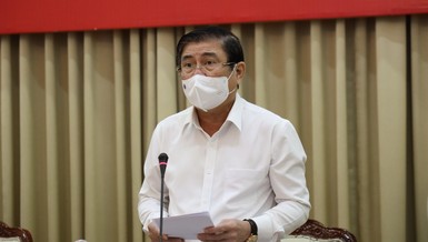 Ông Nguyễn Thành Phong phát biểu tại phiên họp sáng nay của Ban chỉ đạo phòng chống dịch Covid-19 tại TP.HCM - Ảnh: TTBCTPHCM