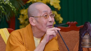 Hòa thượng Thích Chơn Thiện, Phó Pháp chủ Hội đồng Chứng minh, Phó Chủ tịch Thường trực Hội đồng Trị sự GHPGVN trong một hội nghị tại Văn phòng II Trung ương Giáo hội - Ảnh: Bảo Toàn/BGN