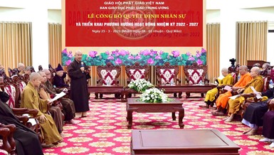 Quang cảnh buổi họp của Thường trực Ban Giáo dục Phật giáo T.Ư trước lễ ra mắt nhân sự khóa IX (2022-2027) - Ảnh: Khuông Việt