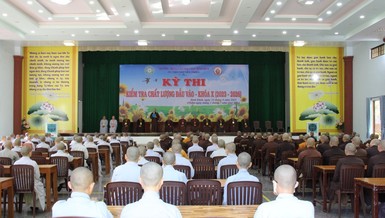 Quang cảnh buổi khai mạc kỳ thi