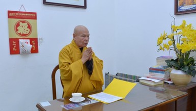 Trưởng lão Hòa thượng Thích Thiện Nhơn chủ trì phiên họp thứ hai của Ban Tổ chức Lễ tang Trưởng lão Hòa thượng Thích Hiển Tu - Ảnh: BGN