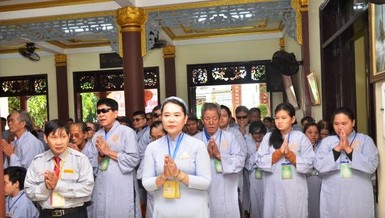 Chư tôn đức Tăng Ni tham dự khai mạc khóa tu Một ngày an lạc lần thứ VII 