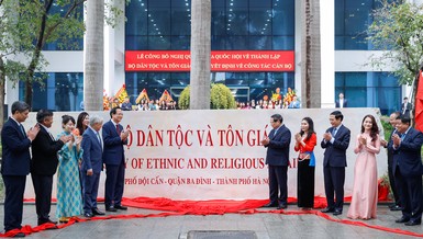 Công bố quyết định thành lập Bộ Dân tộc và Tôn giáo