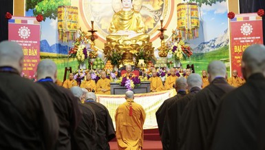 Đức Pháp chủ và chư vị giới sư Tăng Đại giới đàn Hà Nội 2025