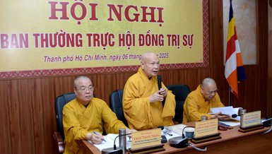  Trưởng lão Hòa thượng Thích Thiện Nhơn phát biểu khai mạc Hội nghị Ban Thường trực Hội đồng Trị sự - Ảnh: Bảo Toàn/BGN