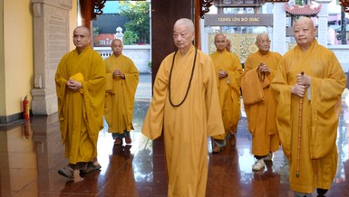 Đức Pháp chủ GHPGVN - Đại lão Hòa thượng Thích Trí Quảng quang lâm Việt Nam Quốc Tự, TP.HCM, sáng 22-8-2025 - Ảnh: Bảo Toàn/BGN