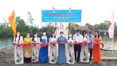  Cây cầu Chí Tài số 1 được đưa vào sử dụng tại xã Tân Hưng, huyện Cái Nước, tỉnh Cà Mau