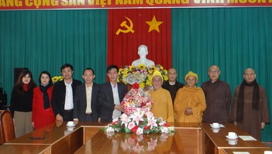 Hòa thượng Thích Thanh Tân chúc Tết đến lãnh đạo Tỉnh ủy