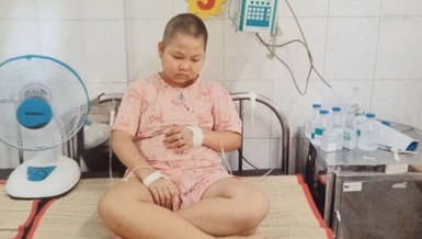 Mở rộng lòng từ: Cháu Đan bị ung thư máu