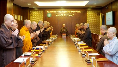 Chư tôn đức Tăng Ni Ban Thường trực niệm Phật cầu gia hộ