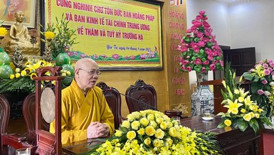 Hòa thượng Thích Quảng Tùng thăm hỏi, sách tấn hành giả an cư tại chùa Trình Yên Tử