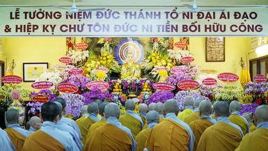 Tưởng niệm Đức Thánh Tổ Ni Đại Ái Đạo tại tổ đình Từ Nghiêm