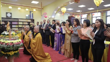 Đại lễ Phật đản Phât lịch 2568 do Trung tâm Văn hóa Phật giáo VN tại Hungary - chùa Tuệ Giác