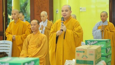 Thượng tọa Thích Thiện Tài làm trưởng đoàn cúng dường 5 trường hạ trên địa bàn tỉnh Bến Tre