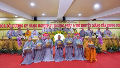[Video] Phân ban Ni giới T.Ư bế mạc Khóa bồi dưỡng Hoằng pháp và trao giải Hội thi thuyết giảng