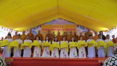 Cắt băng khánh thành tịnh xá Ngọc Định