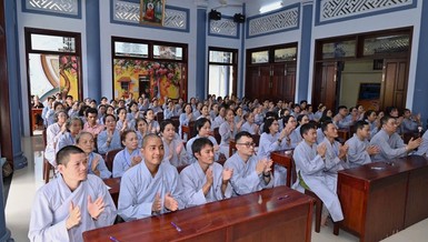 Phật tử tham gia cuộc thi tìm hiểu về cuộc đời Đức Phật Thích Ca Mâu Ni