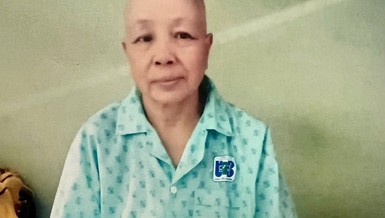 Mở rộng lòng từ: Nhà nghèo mắc bệnh ung thư