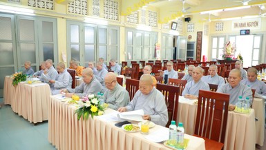 Chư Ni Thường trực Phân ban Ni giới họp triển khai hoạt động Phật sự - Ảnh: Trung Thắng