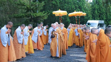 Đoàn Phân ban Ni giới T.Ư quang lâm trường hạ chùa Phước Huệ, tỉnh Lâm Đồng