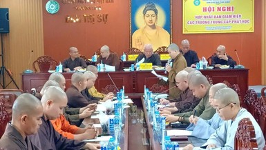 Ban Thư ký Ban Trị sự GHPGVN tỉnh họp tại Văn phòng Ban Trị sự - chùa Phật Ngọc Xá Lợi 