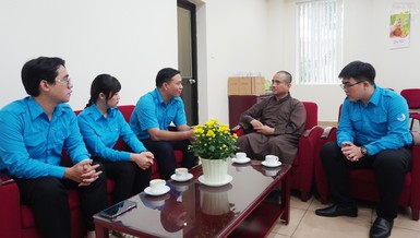 Đoàn Hội Liên hiệp Thanh niên Việt Nam TP.HCM trò chuyện với Thượng tọa Thích Tâm Hải, Tổng Biên tập Báo Giác Ngộ