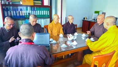 Chư tôn đức Thường trực Ban Pháp chế T.Ư họp triển khai Phật sự