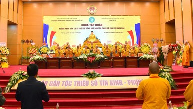 Khai mạc Khóa tập huấn hoằng pháp viên cư sĩ Phật tử đồng bào dân tộc thiểu số khu vực phía Bắc tại Trung tâm Hội nghị tỉnh Phú Thọ