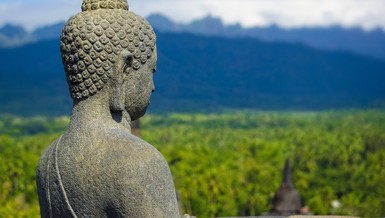 Quan niệm về Đức Phật: Từ Phật giáo sơ kỳ đến Đại thừa